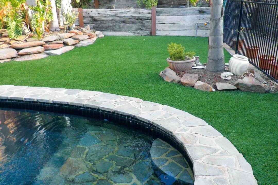 Our Guide to Help You Buy the Best Artificial Grass - What you should know when buying artificial grass, Australian Outdoor Living.