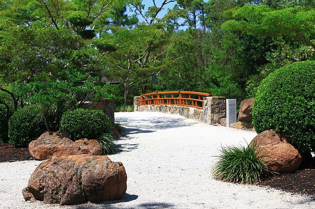9 Garden Design Features to Help You Relax - Incorporate some Zen with a Japanese Garden, Australian Outdoor Living.