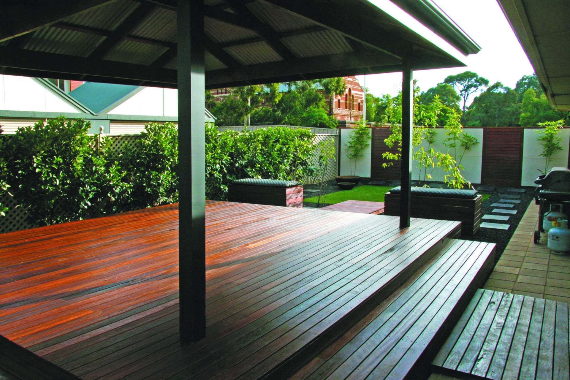 Increase the value of your home with timber decking