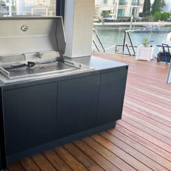 Custom Outdoor Kitchen with Stainless Steel Hotplate, Hood and Roast Vegetable Baskets